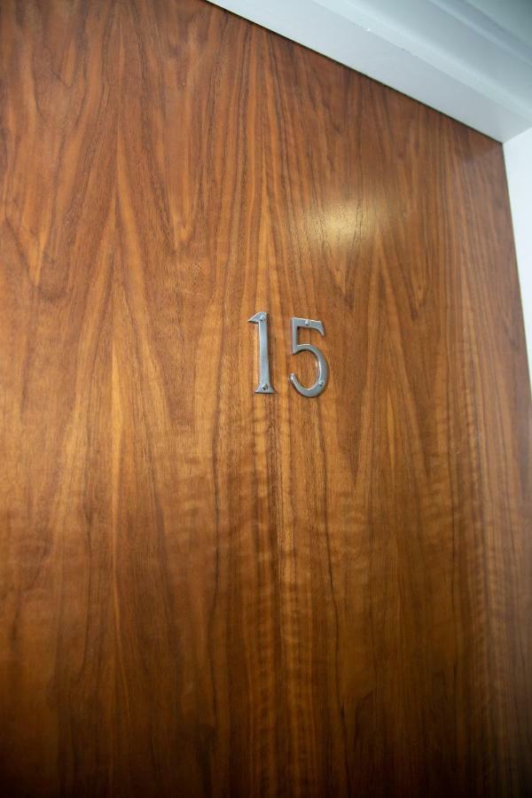 Serviced Apartment In Liverpool City Centre - Free Parking - Balcony - By Happy Days المظهر الخارجي الصورة