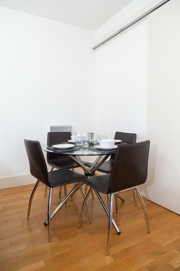 Serviced Apartment In Liverpool City Centre - Free Parking - Balcony - By Happy Days المظهر الخارجي الصورة